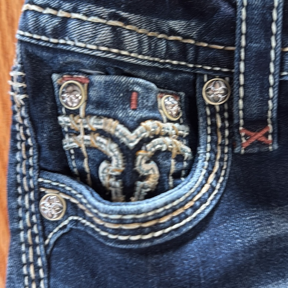 Ladies Rock Revival jeans, size 28 hemmed to a 30 length like new hardly worn. - Picture 12 of 16